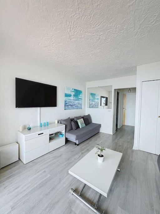 Horizon Ocean-Studio Bord De Mer Saint-Laurent-du-Var Exterior foto
